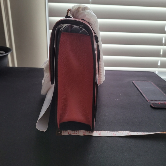 DKNY Elissa Leather Chain Strap Shoulder Bag - Picture 6 of 11